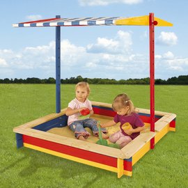 Holz-Sandkasten mit absenkbarem Dach
